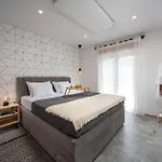 Nia Ferienhaus Kršan