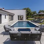 Ferienhaus Nia *
